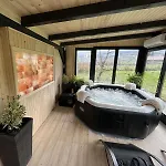 Wood Pool & * Visoko