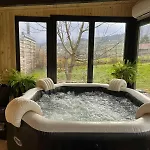 Wood Pool & Holiday home *